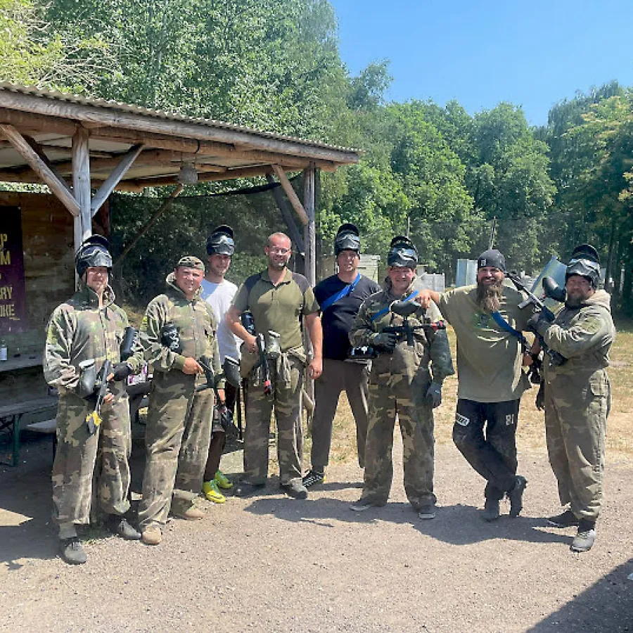 Udo Röbkes Gruppenausflug 2023 beim Paintball
